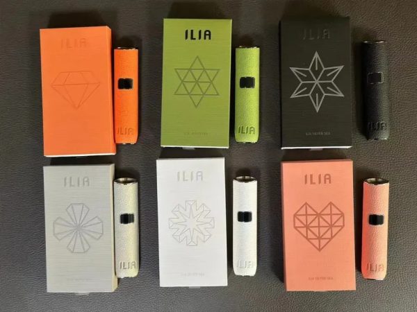 ILIA 皮革主機 哩雅皮革主機【單主機】創新科技螢幕 極致皮革手感 功率切換 通用 SP2 SP2S RELX 悅刻 INSTAR QNGTI TOLE 藍沛 喜貝 CYONE 黑武士 殺小 青提