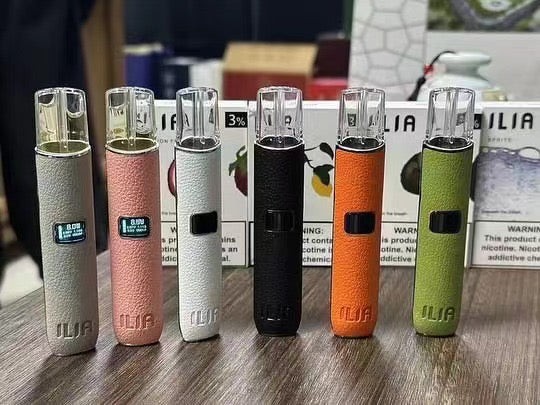 ILIA 皮革主機 哩雅皮革主機【單主機】創新科技螢幕 極致皮革手感 功率切換 通用 SP2 SP2S RELX 悅刻 INSTAR QNGTI TOLE 藍沛 喜貝 CYONE 黑武士 殺小 青提